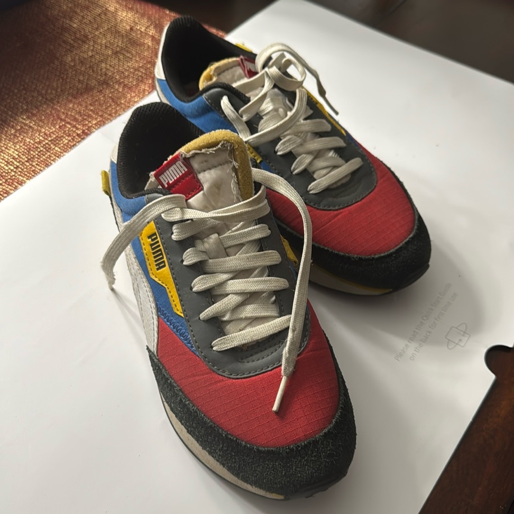 PUMA Color Block shoes 7C